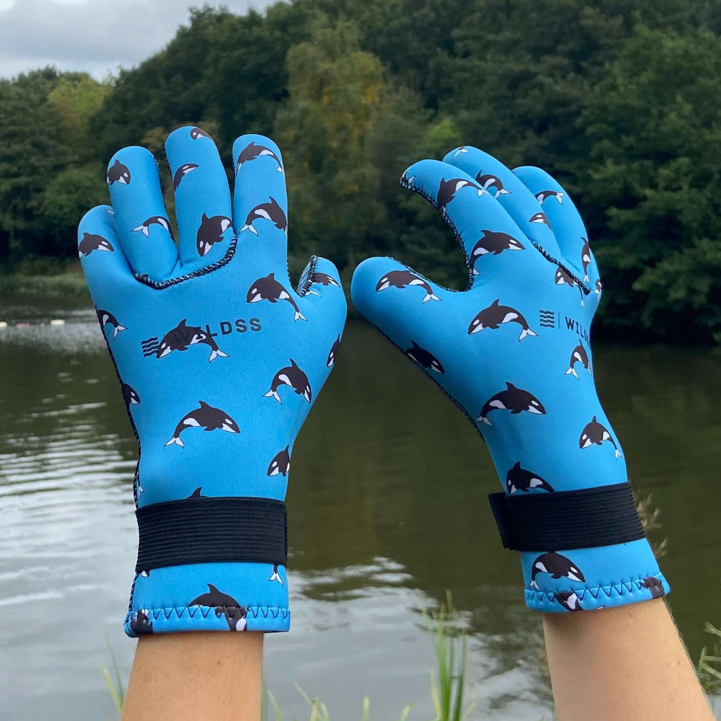 Neoprene Swimming Gloves in Orca