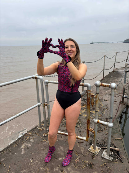 YULEX EasyOff™ Swimming Gloves; Cold Cold Heart