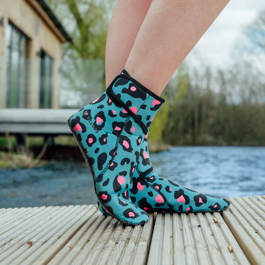 EasyOff™ Swimming Socks in Leopard with Kevlar Soles